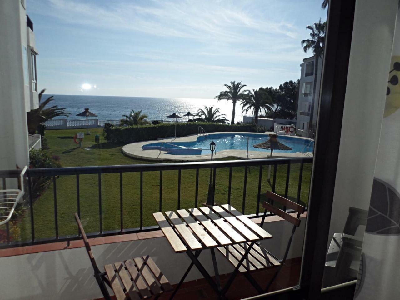 Palmeras 55 Menyber Apartment Nerja Luaran gambar